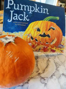 Pumpkin science activity with pumpkin jack
